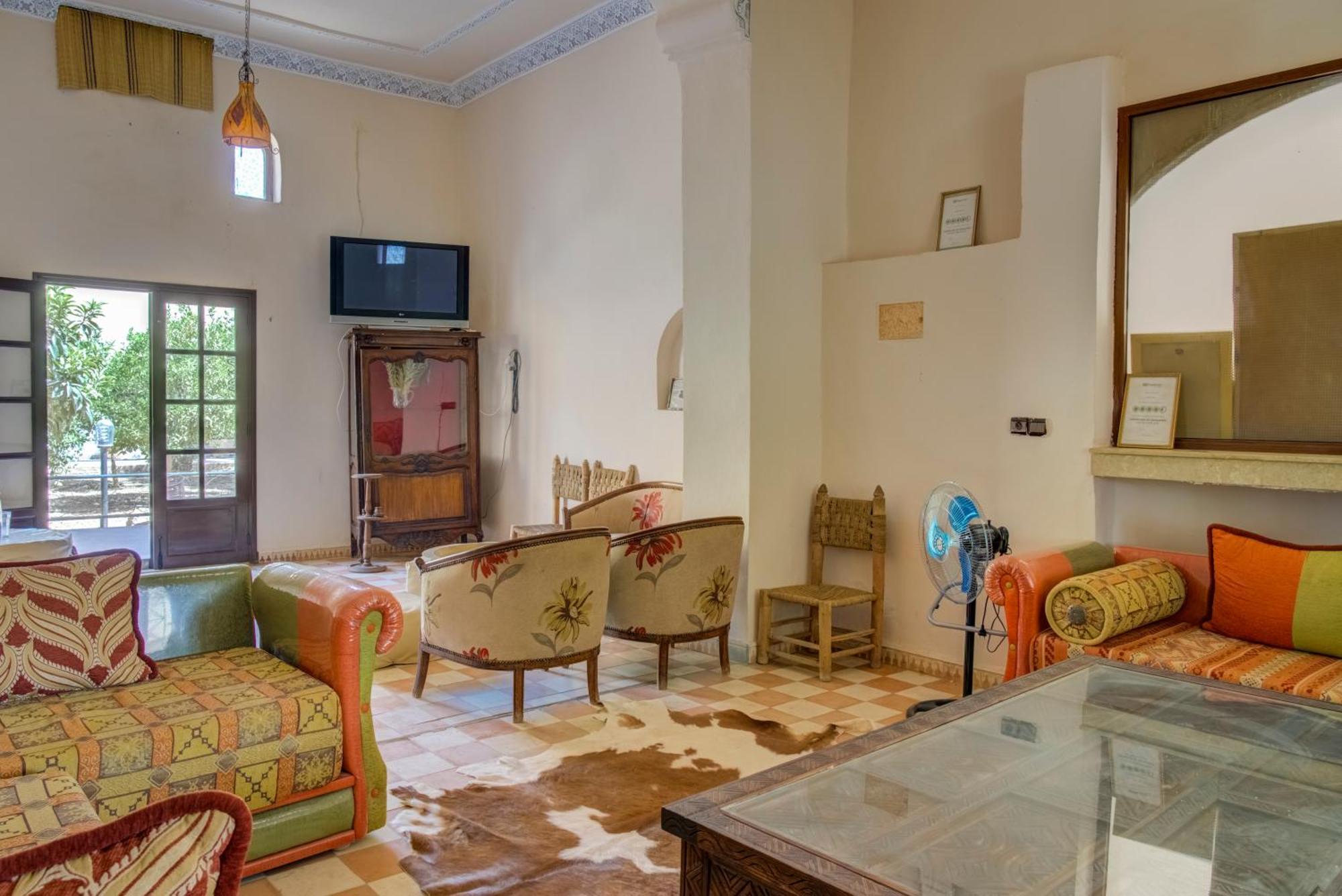 Riad Elaissi Ταρουντάντ Εξωτερικό φωτογραφία